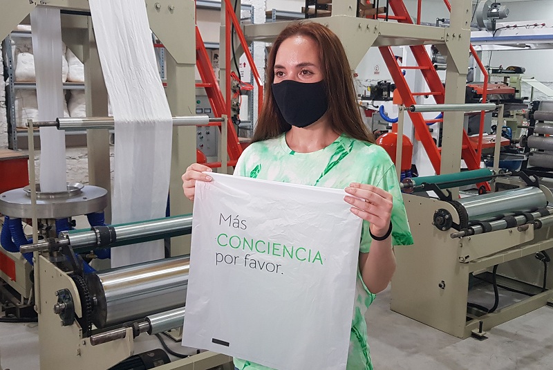 https://elomnivoro.com/2020/12/29/la-primera-fabrica-de-bolsas-biodegradables/#.X_8B_WRKg-S